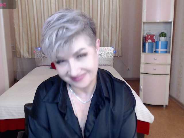 sexy-milffa live cam preview