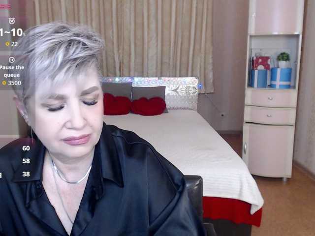 sexy-milffa live cam preview