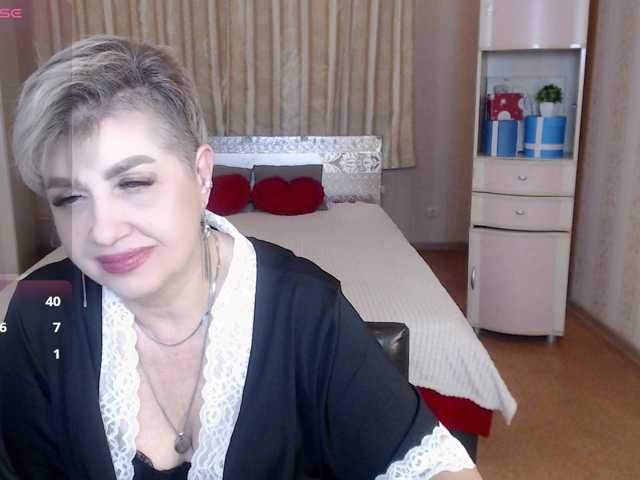 sexy-milffa live cam preview