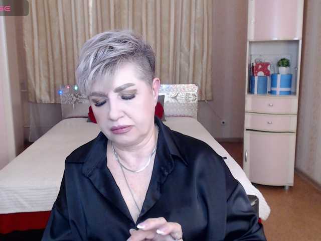 sexy-milffa live cam preview