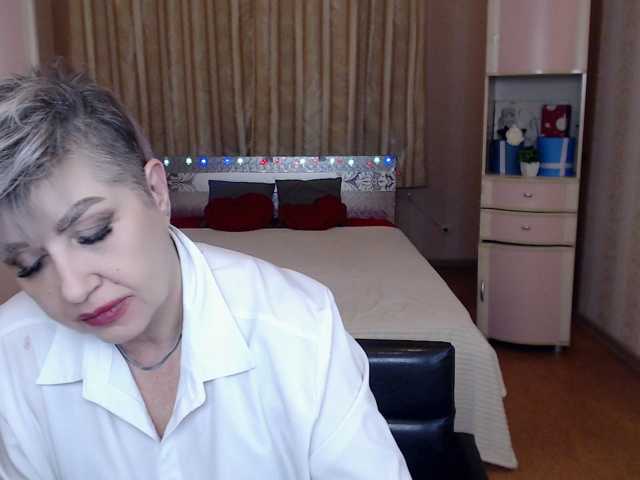 sexy-milffa live cam on BongaCams