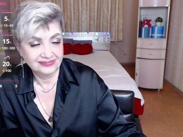 sexy-milffa live cam preview