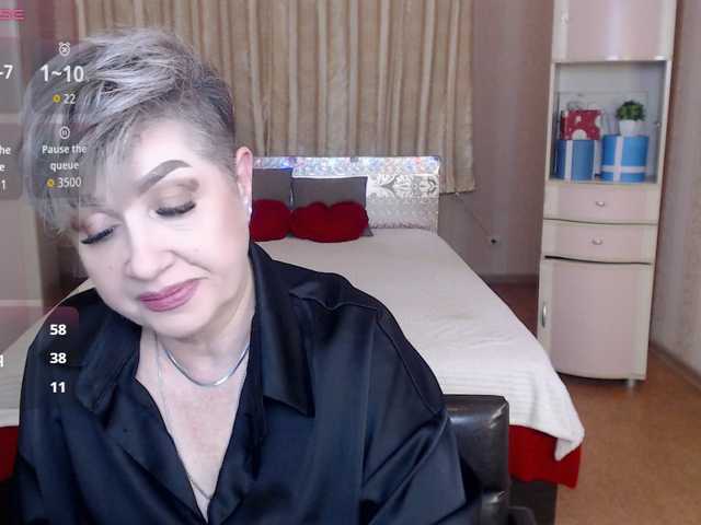 sexy-milffa live cam on BongaCams