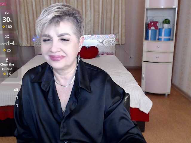 sexy-milffa live cam preview