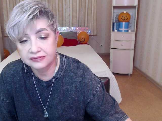 sexy-milffa live cam on BongaCams