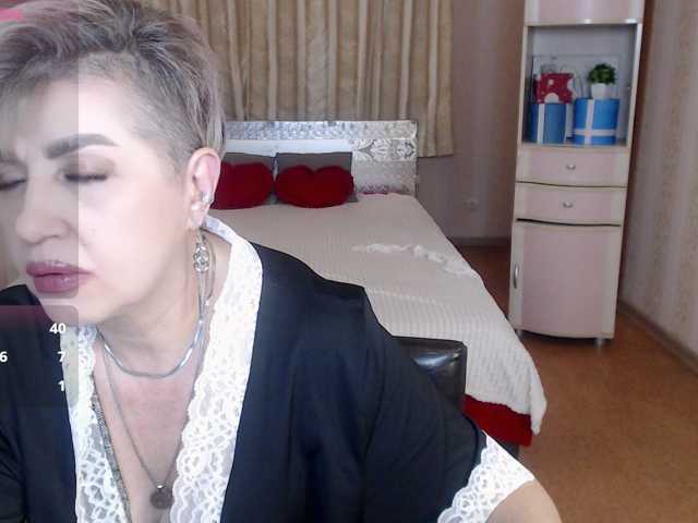 sexy-milffa live cam on BongaCams