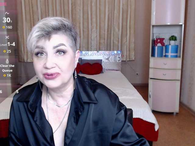 sexy-milffa live cam preview