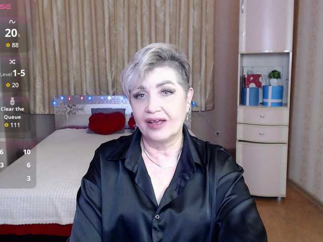 sexy-milffa live cam on BongaCams