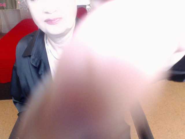 sexy-milffa live cam preview