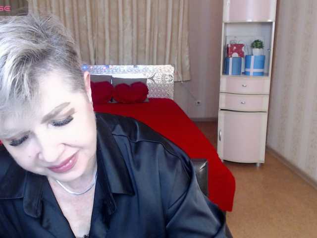 sexy-milffa live cam preview