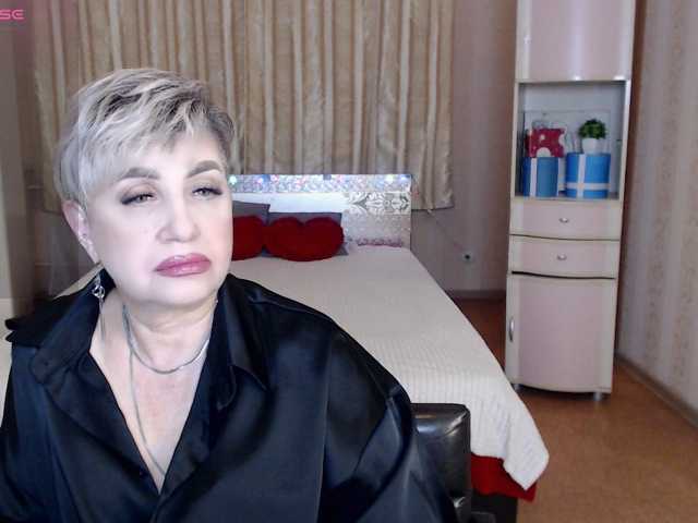 sexy-milffa live cam on BongaCams