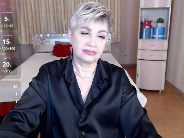 sexy-milffa live cam preview