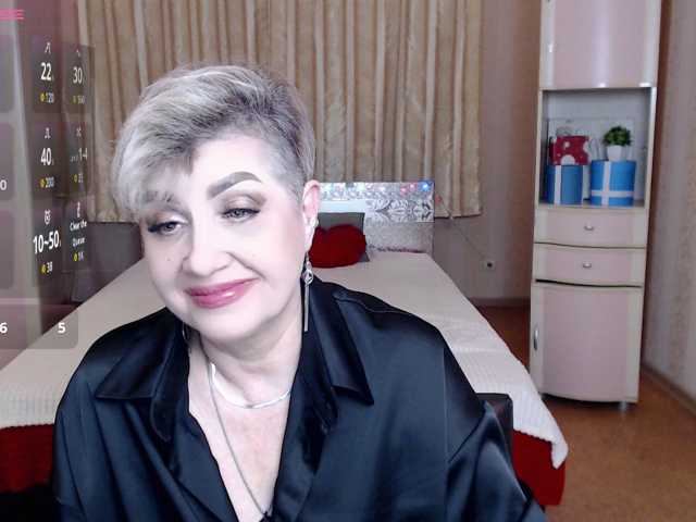 sexy-milffa live cam preview