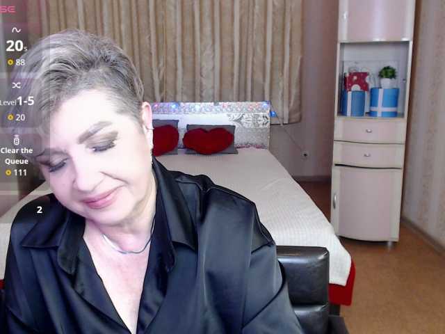 sexy-milffa live cam preview