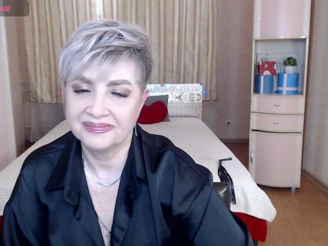 sexy-milffa, en vivo ahora en BongaCams