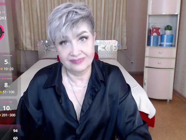 sexy-milffa live cam preview