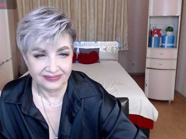 sexy-milffa live cam preview
