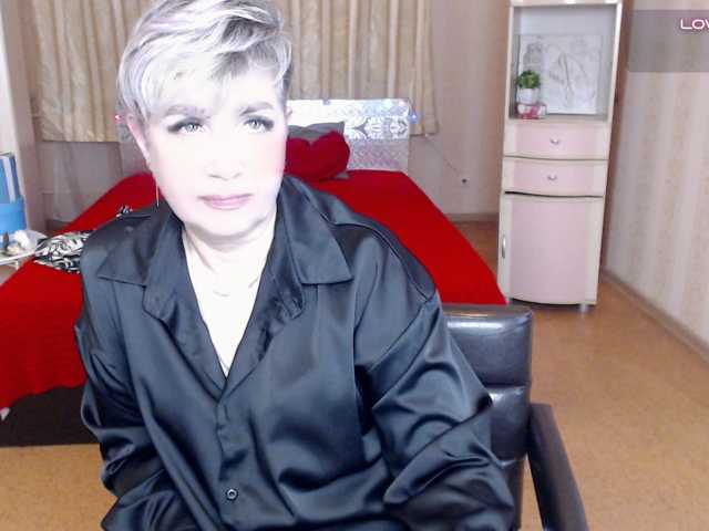 sexy-milffa live cam on BongaCams