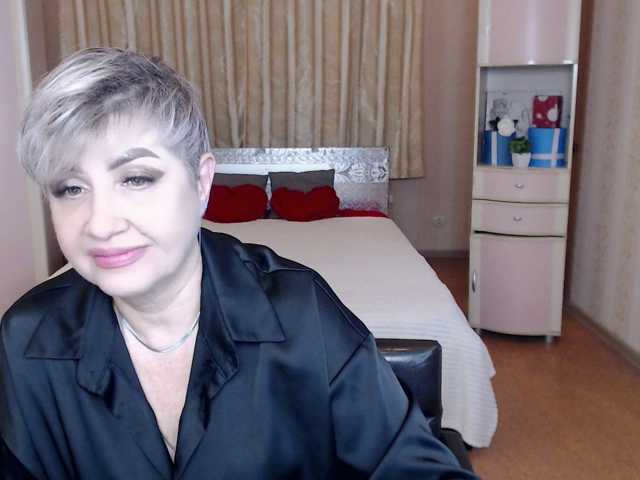 sexy-milffa live cam on BongaCams