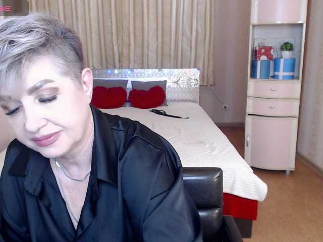 sexy-milffa, en vivo ahora en BongaCams