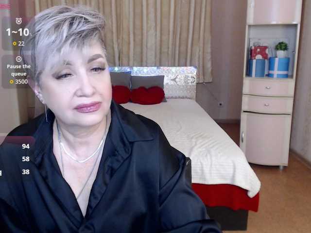 sexy-milffa live cam preview
