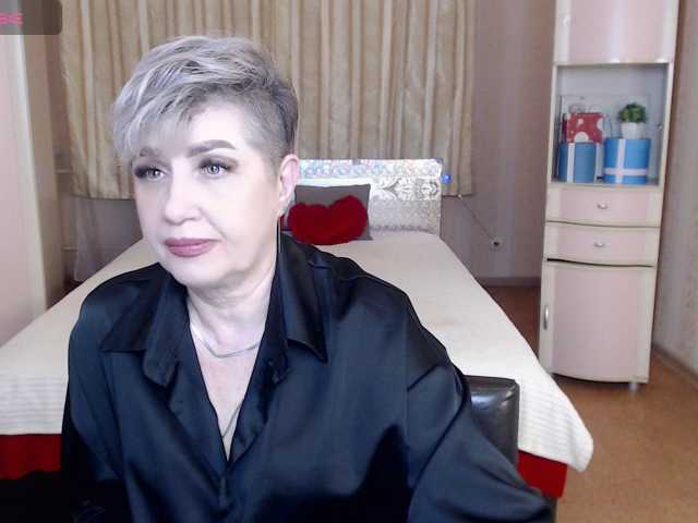sexy-milffa, en vivo ahora en BongaCams