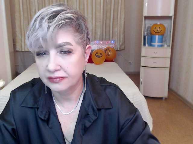 sexy-milffa live cam preview