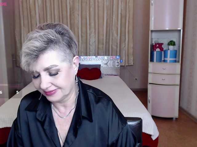 sexy-milffa live cam preview