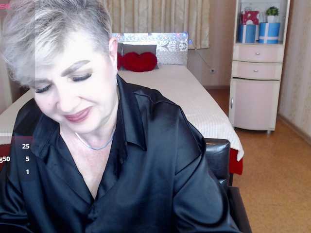 sexy-milffa live cam on BongaCams