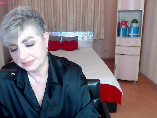 sexy-milffa live cam on BongaCams