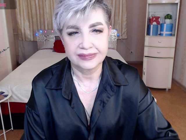 sexy-milffa live cam preview