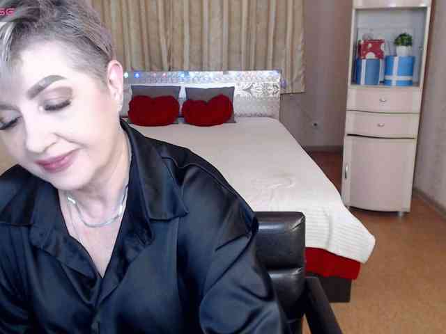 sexy-milffa webcam