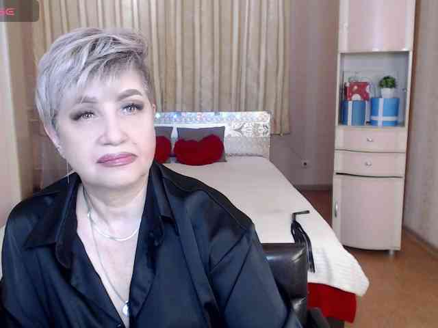 sexy-milffa webcam