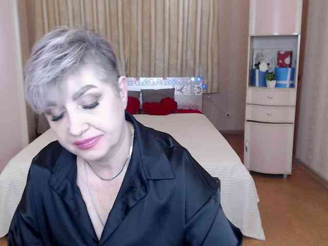 sexy-milffa webcam