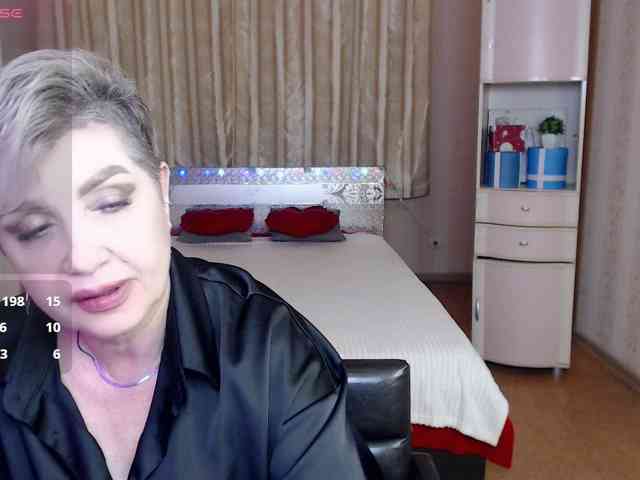 sexy-milffa webcam