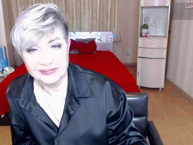 sexy-milffa webcam