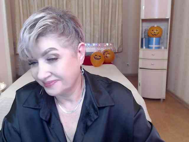 sexy-milffa webcam