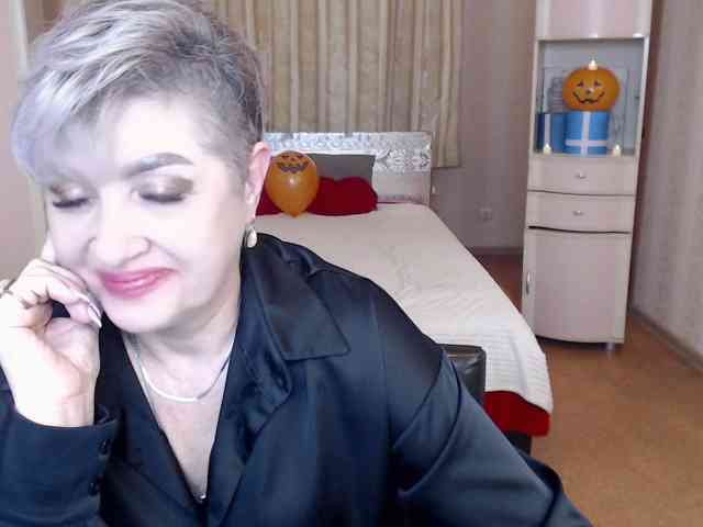 sexy-milffa webcam