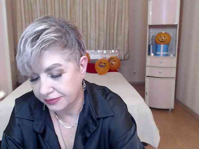 sexy-milffa webcam