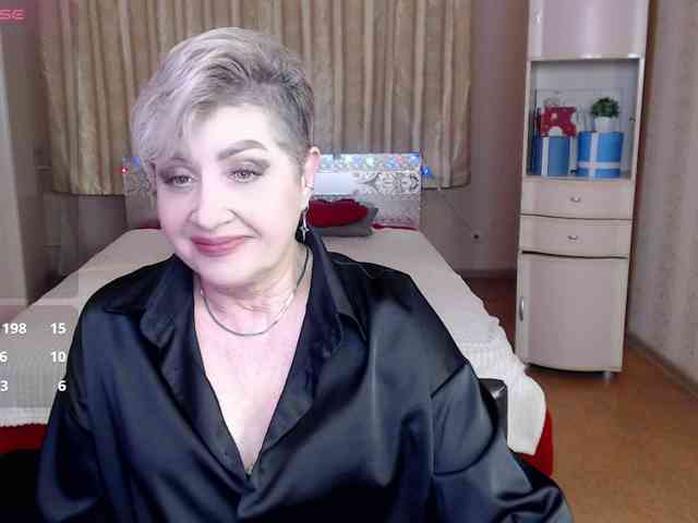 sexy-milffa webcam