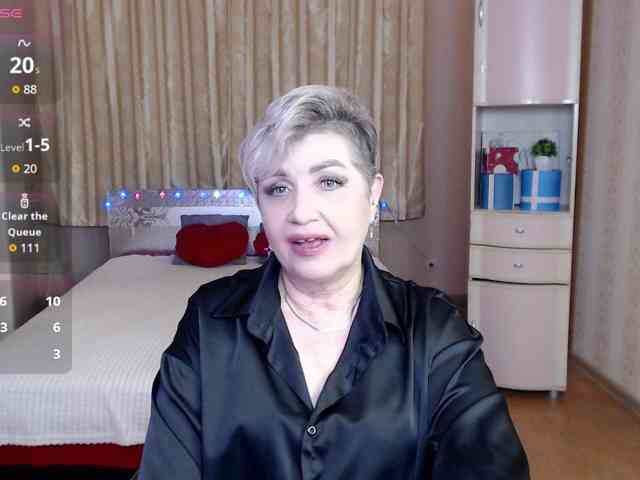 sexy-milffa webcam
