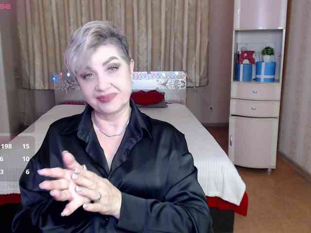 sexy-milffa webcam
