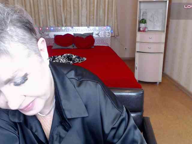 sexy-milffa webcam