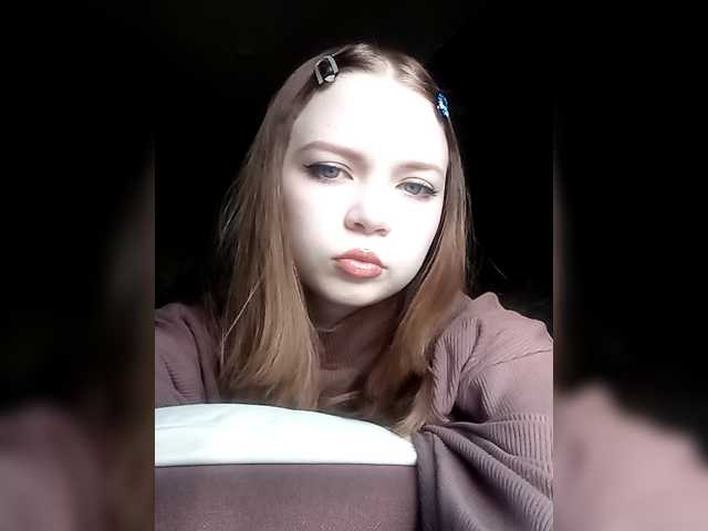 Oksana3 live cam on BongaCams
