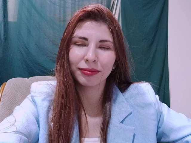 EndaSolverud live cam on BongaCams