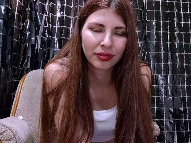 EndaSolverud live cam on BongaCams