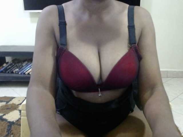 Skyler101, en directo ahora en BongaCams