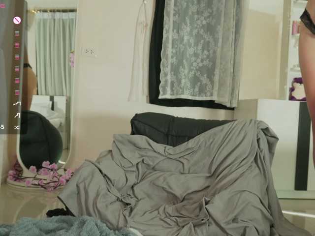 MamacitaSkye live cam on BongaCams