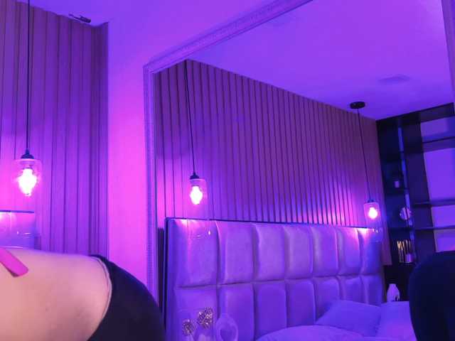 BrendaMonroe live cam preview