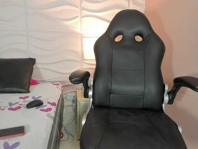 MeganKarsson live cam preview
